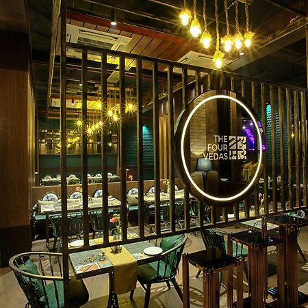 Four Vedas Hotel & Resort Siliguri Extérieur photo