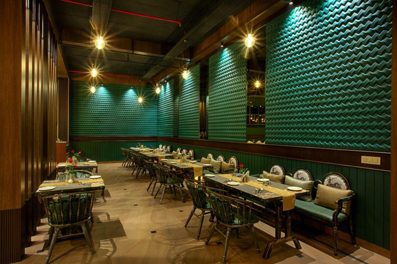 Four Vedas Hotel & Resort Siliguri Extérieur photo