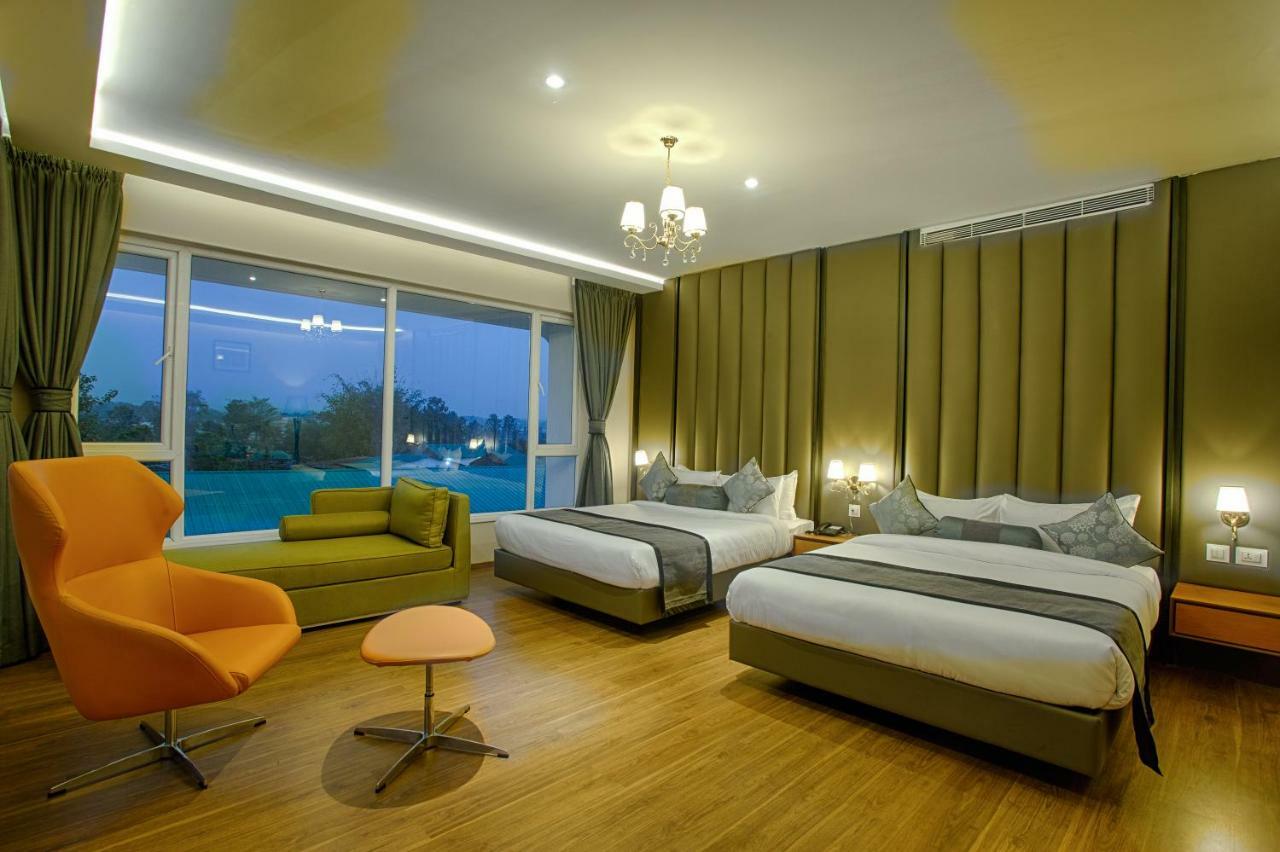 Four Vedas Hotel & Resort Siliguri Extérieur photo